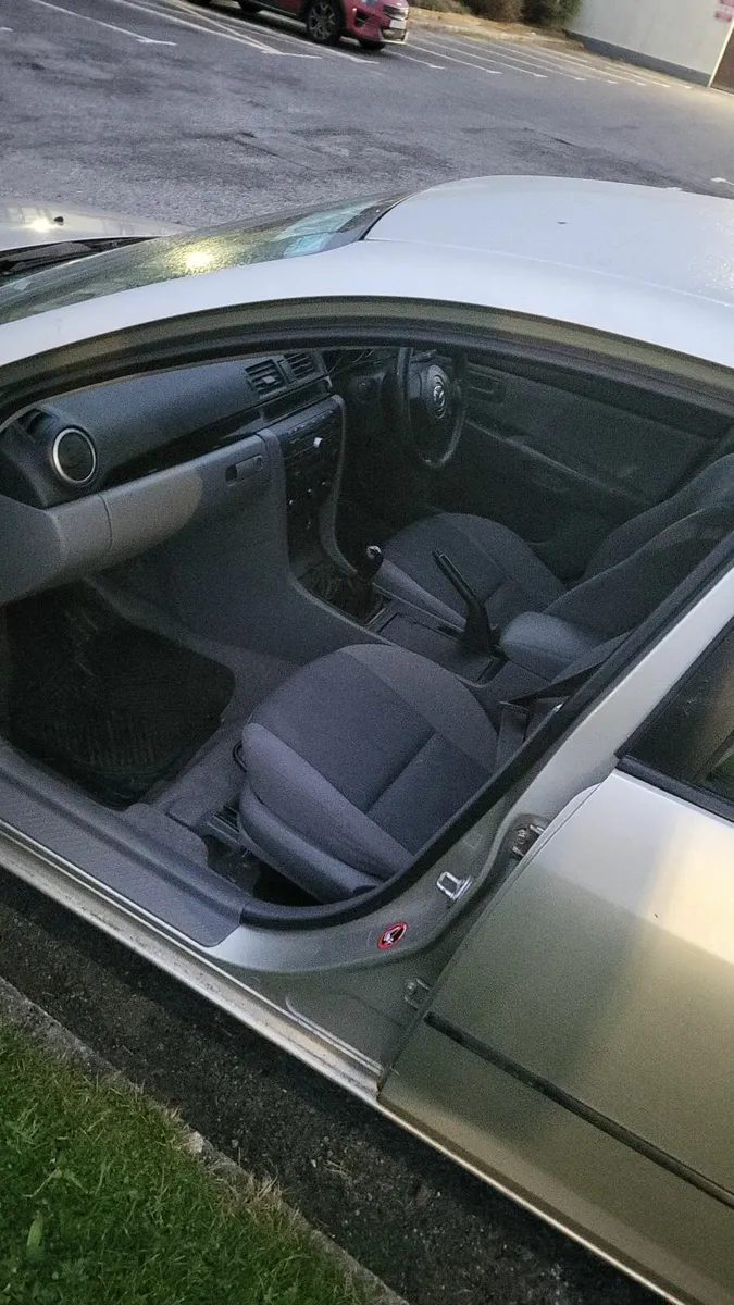 Mazda Mazda3 2008 - Image 3