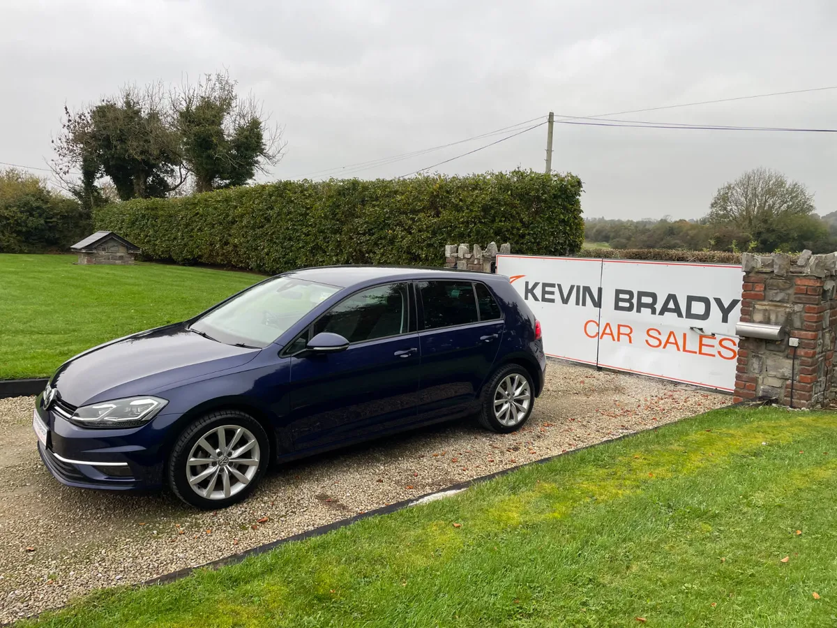 VOLKSWAGEN GOLF 1.2 TSI COMFORTLINE DSG AUTO - Image 3