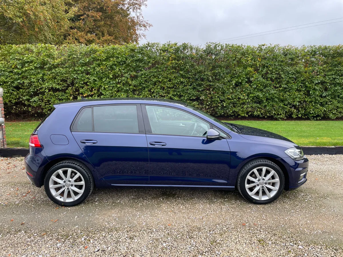 VOLKSWAGEN GOLF 1.2 TSI COMFORTLINE DSG AUTO - Image 4