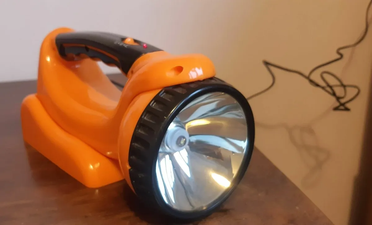 rechargeable torch - Image 1