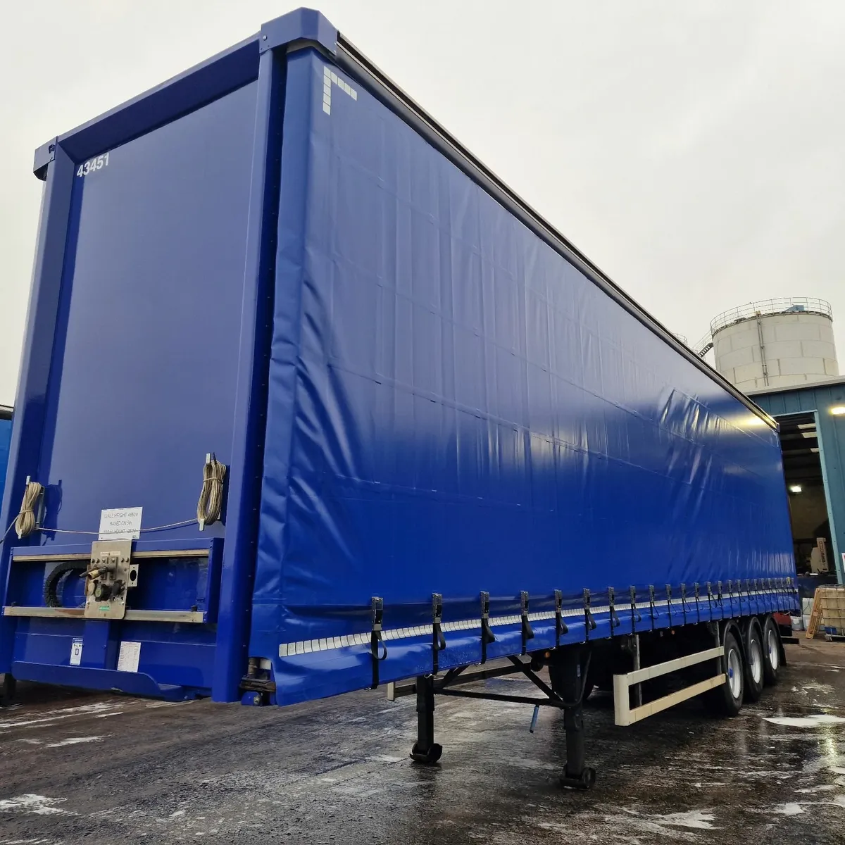 Curtainsider Trailer 4.65m - Image 1