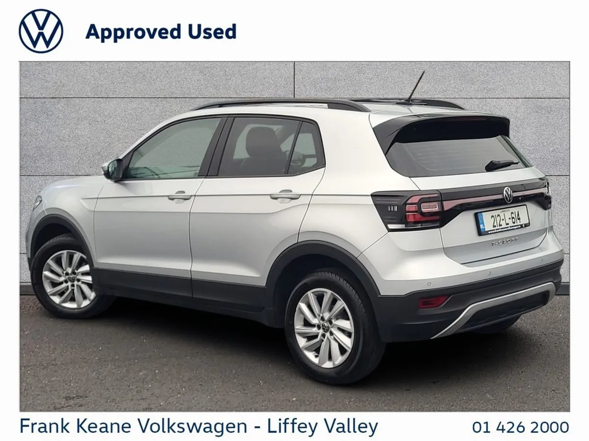 Volkswagen T-Cross Life Auto 1.0 TSI 110HP  parki - Image 3