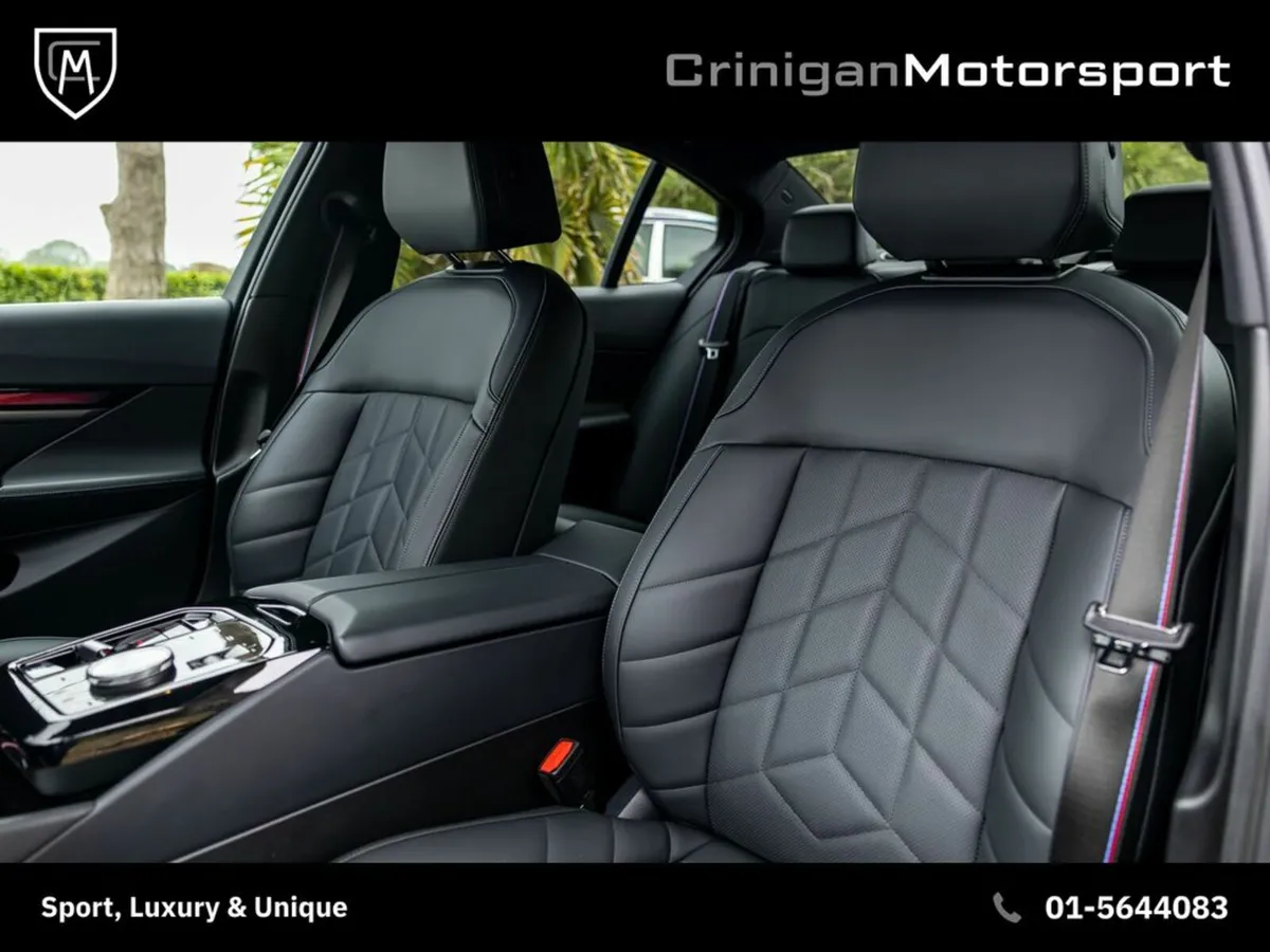 BMW 5-Series 550e xDrive - Reserved - Image 3
