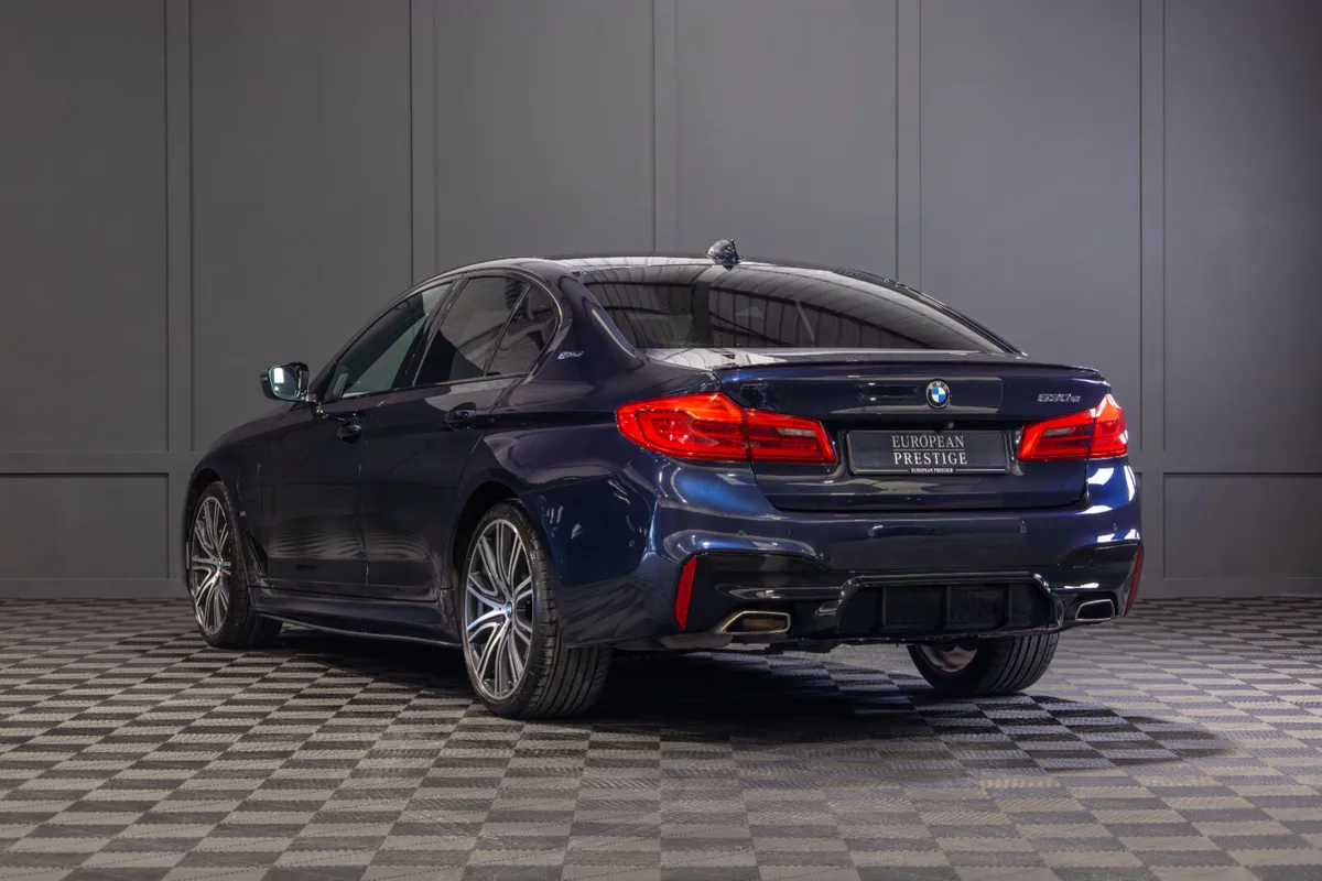 2019 BMW 5-Series 530e M-Sport - Image 4