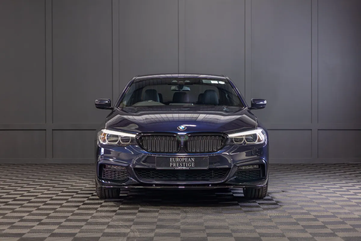 2019 BMW 5-Series 530e M-Sport - Image 2
