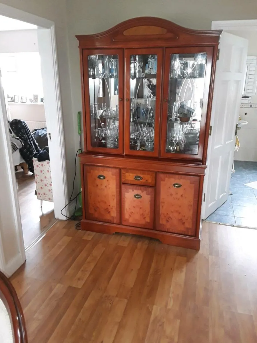 Display cabinet lights up if REQUIRED - Image 4