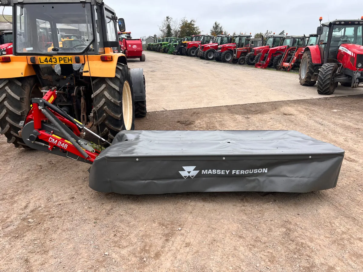 Massey Ferguson DM246 Mounted Mower - Image 1