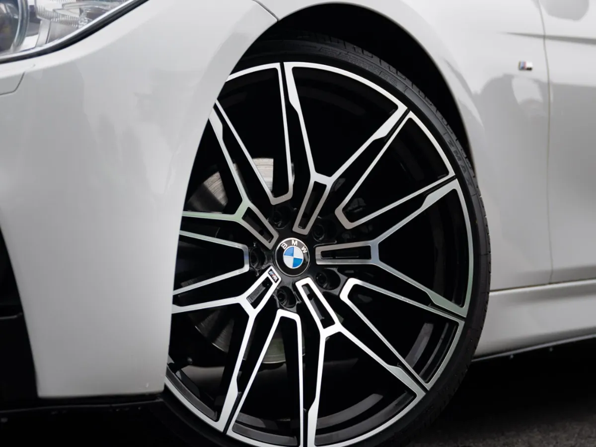 2014 BMW 320D M SPORT AUTO *SUNROOF* - Image 4