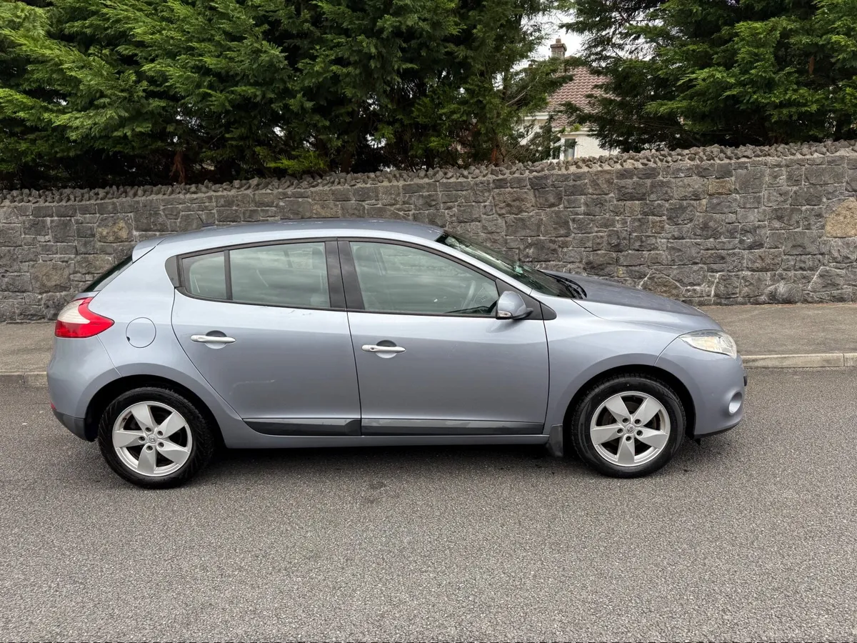 Renault Megane NeW NCT PRICE 2950€!!! - Image 2