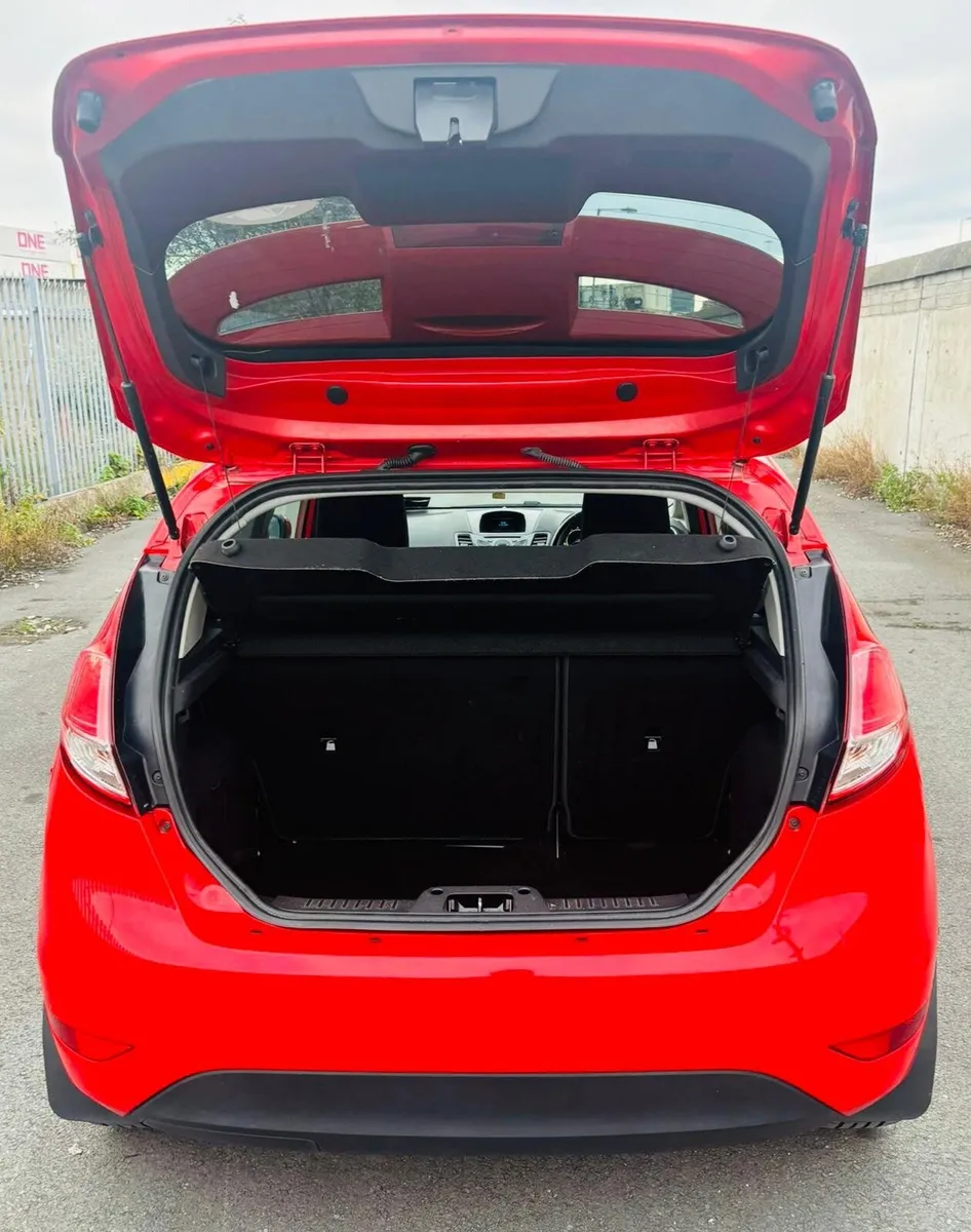 Ford Fiesta ST line JUST HAD NCT AND HAS TAX - Image 4