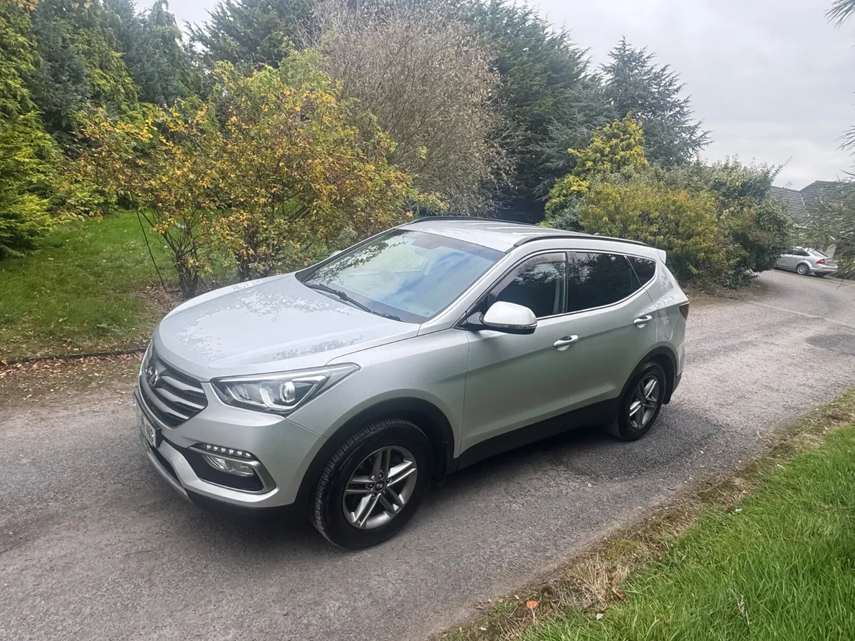172 Hyundai Santa Fe 2.2CRDI 7 SEATS - Image 4