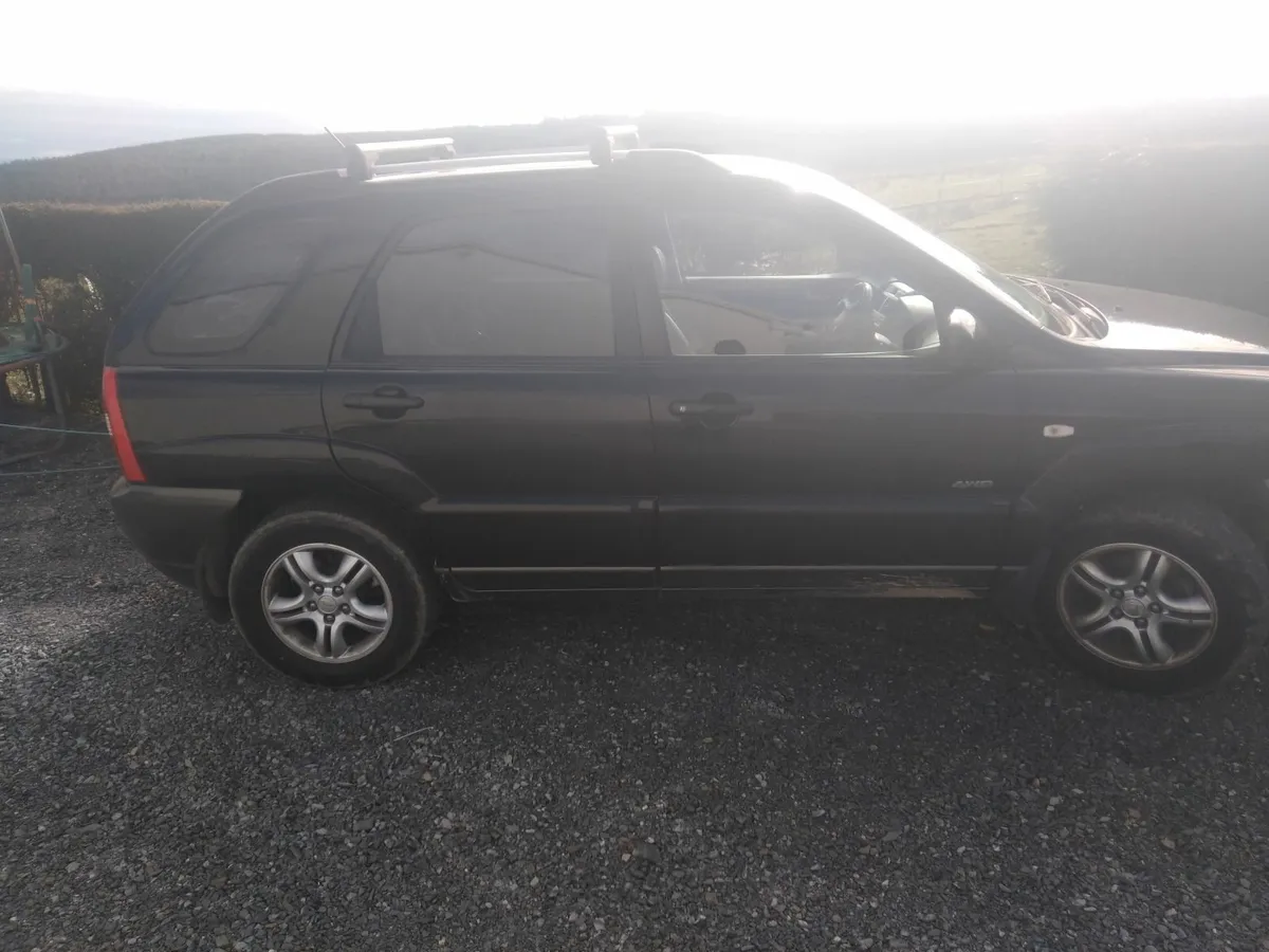 Kia Sportage 2006 - Image 2