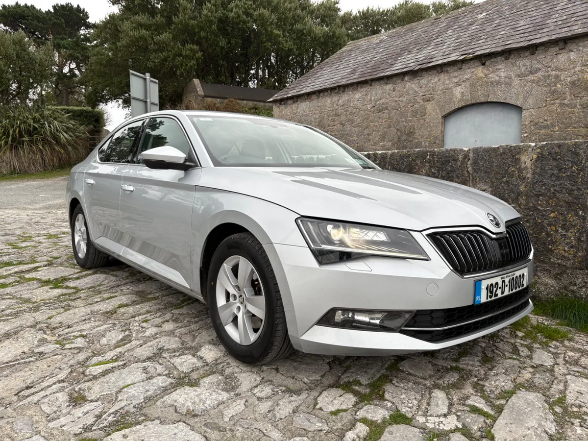 2019 Skoda Superb 2.0 TDI Ambition - Image 3