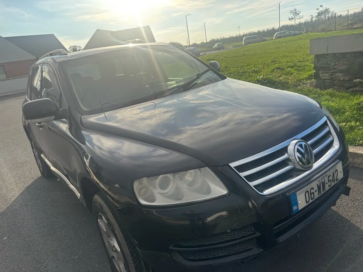 2006 Volkswagen touareg 2.5 auto - Image 1