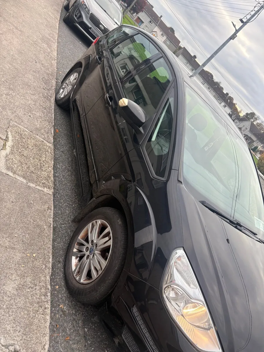 Ford S-Max 2011 - Image 3