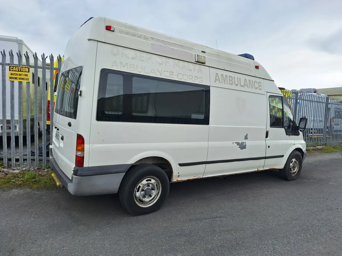 Camper - Image 4