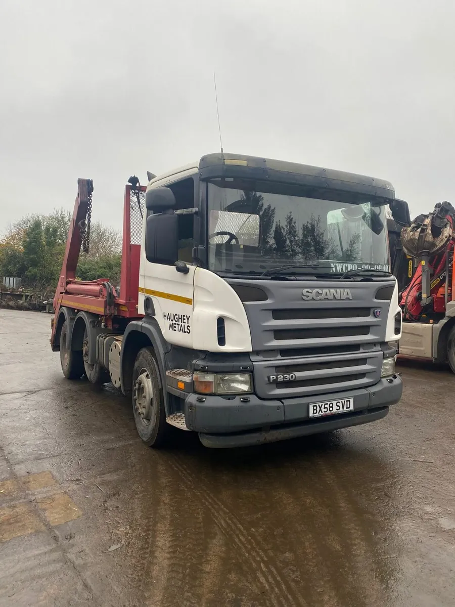2009 Scania P230 Skip Loader - Image 1