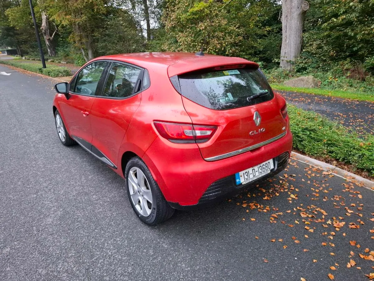 Renault Clio - Image 2