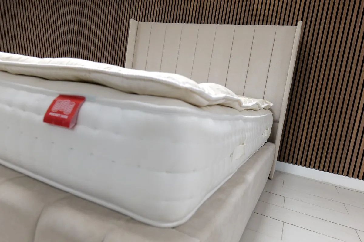 "Alice Luxury Bed
Size With Metress" - Image 3