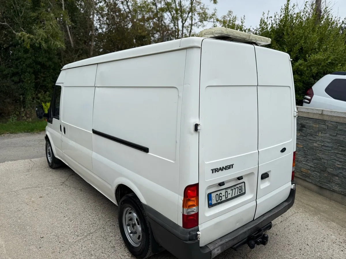 2006 ford transit Lwb 2.4 doe and taxed - Image 3