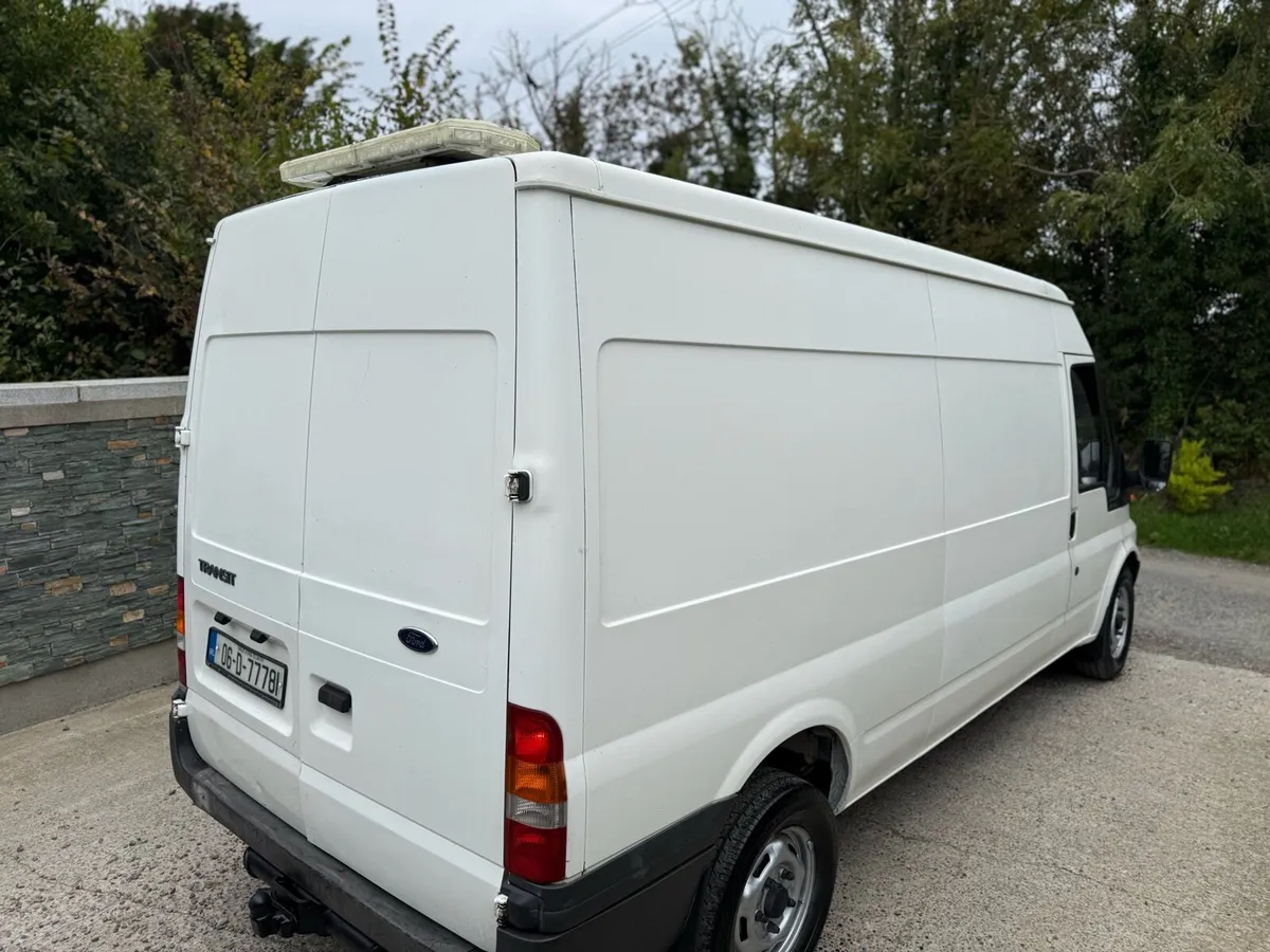 2006 ford transit Lwb 2.4 doe and taxed - Image 4