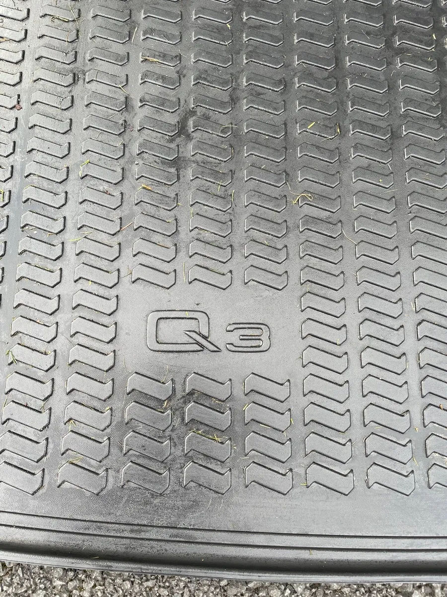 Audi Q3 boot liner - Image 2