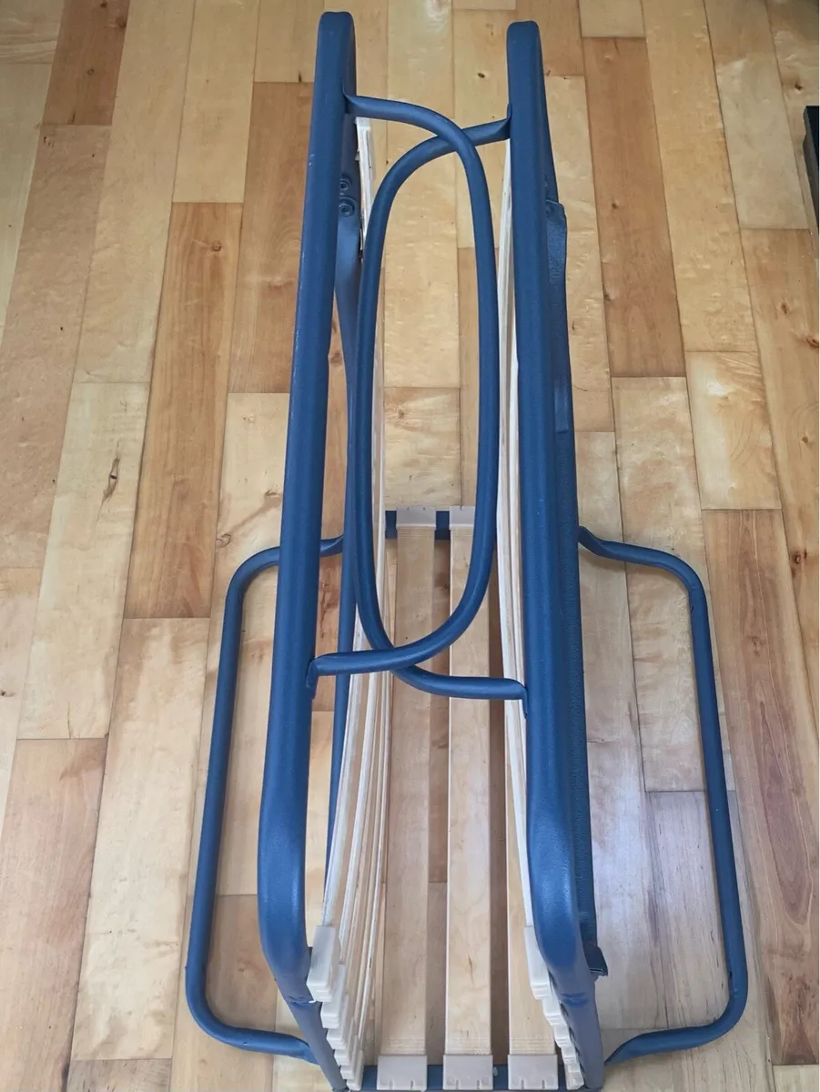 Fold up single bed - Image 1