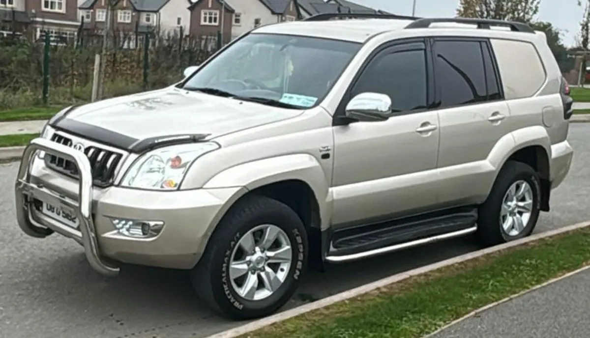 TOYOTA LANDCRUISER - Image 2