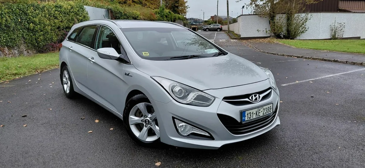 Hyundai i40 2013 - Image 2