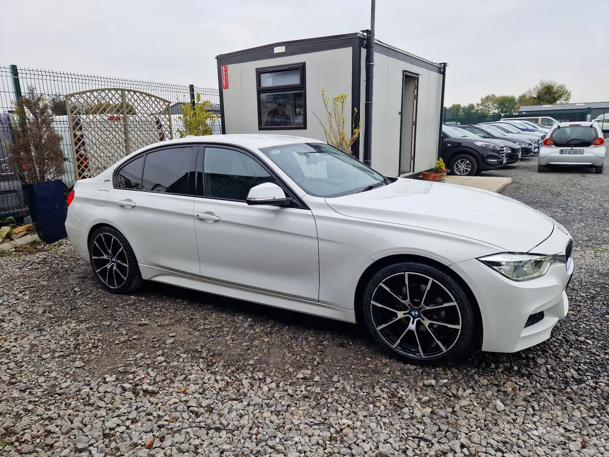 2016 BMW 3-Series 330e NCT 10/27 - Image 4
