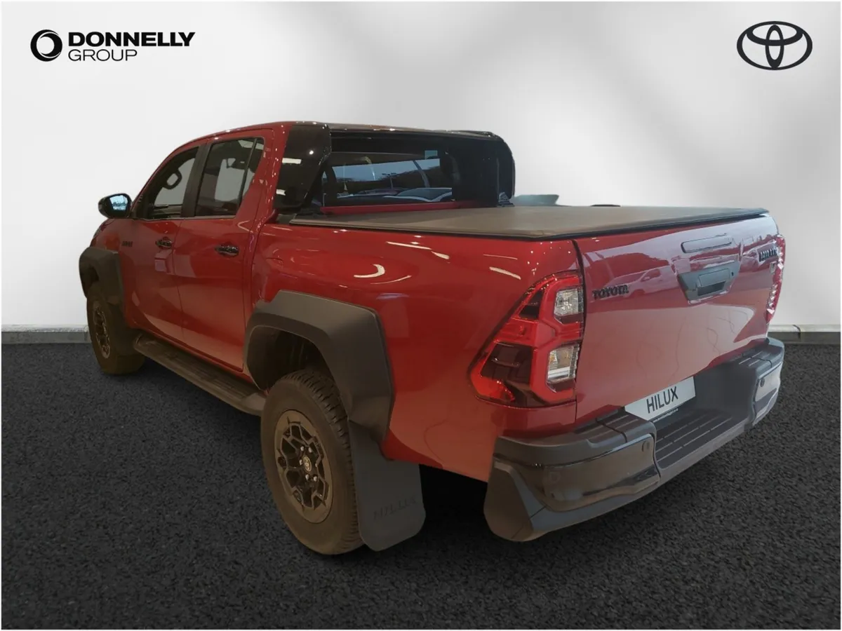 Toyota Hilux Diesel GR Sport - Image 2