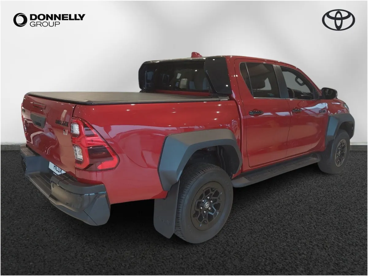Toyota Hilux Diesel GR Sport - Image 4