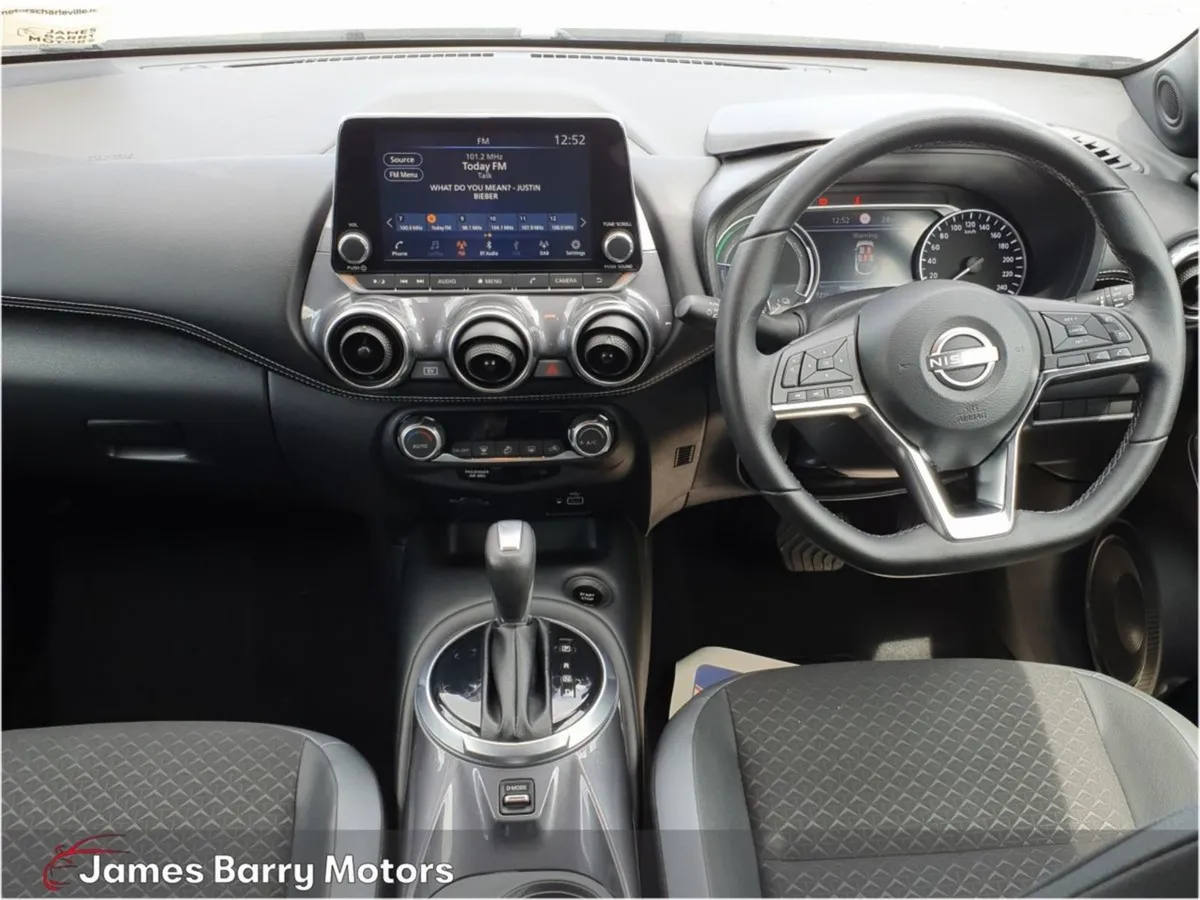 Nissan Juke Hybrid 1.6 SV Premium - Image 3