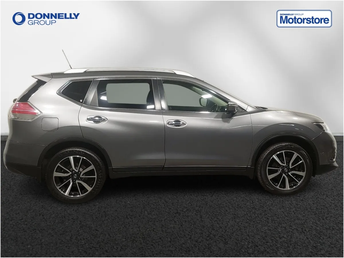 Nissan X-Trail Diesel Station Wagon Tekna - Image 3