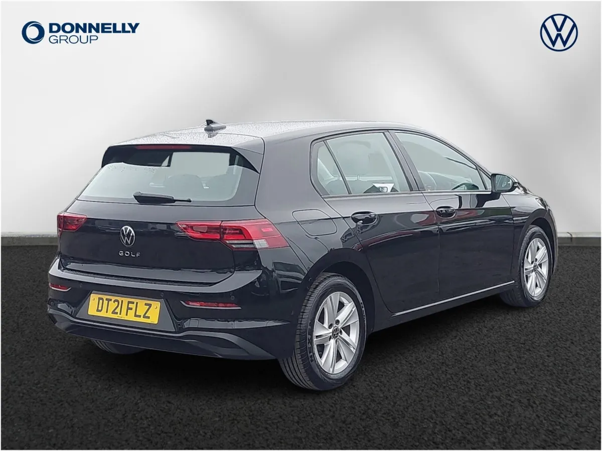 Volkswagen Golf Diesel Hatchback Life - Image 3