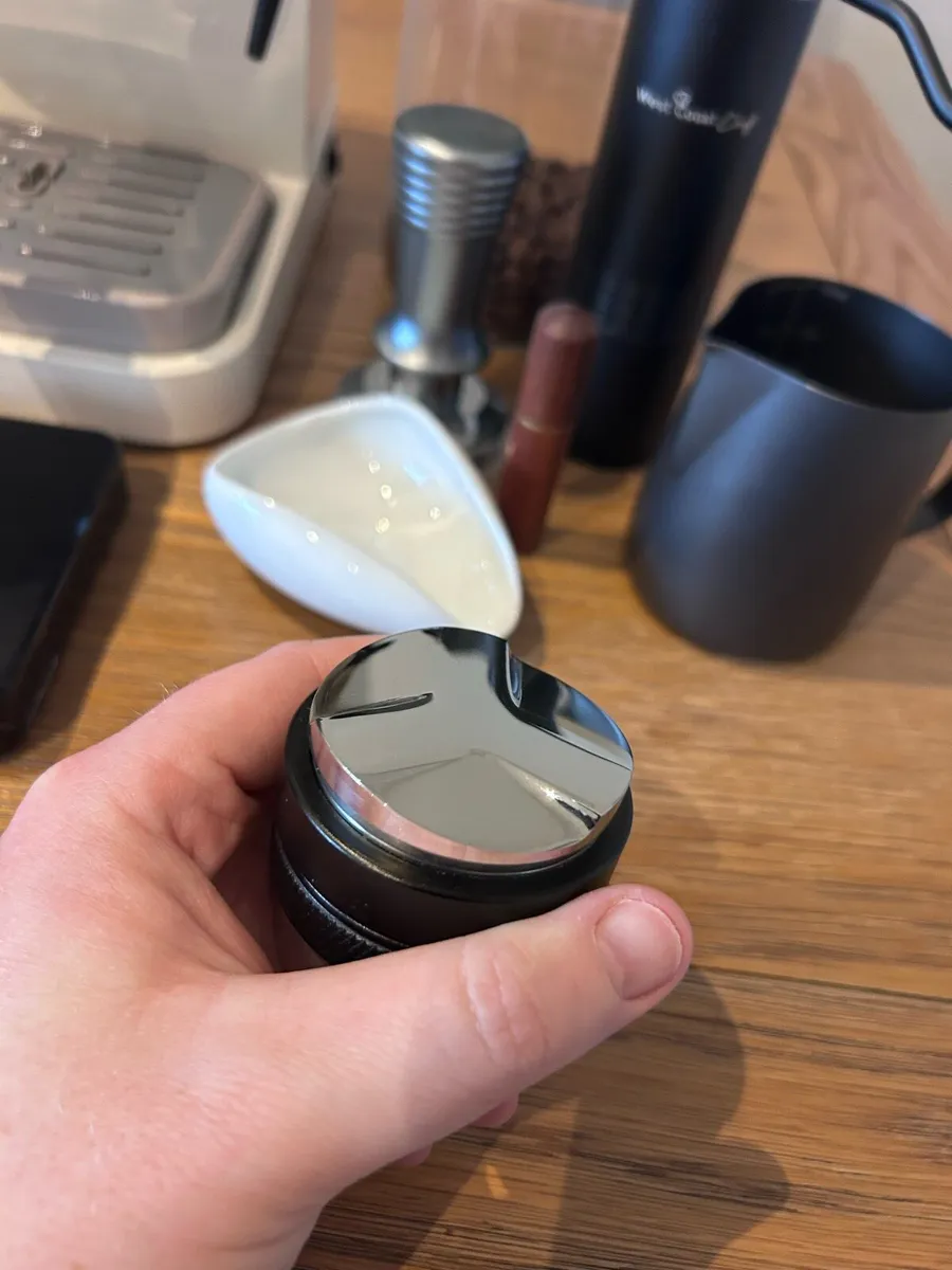 De'Longhi Stilosa Espresso Machine + Accessories - Image 3