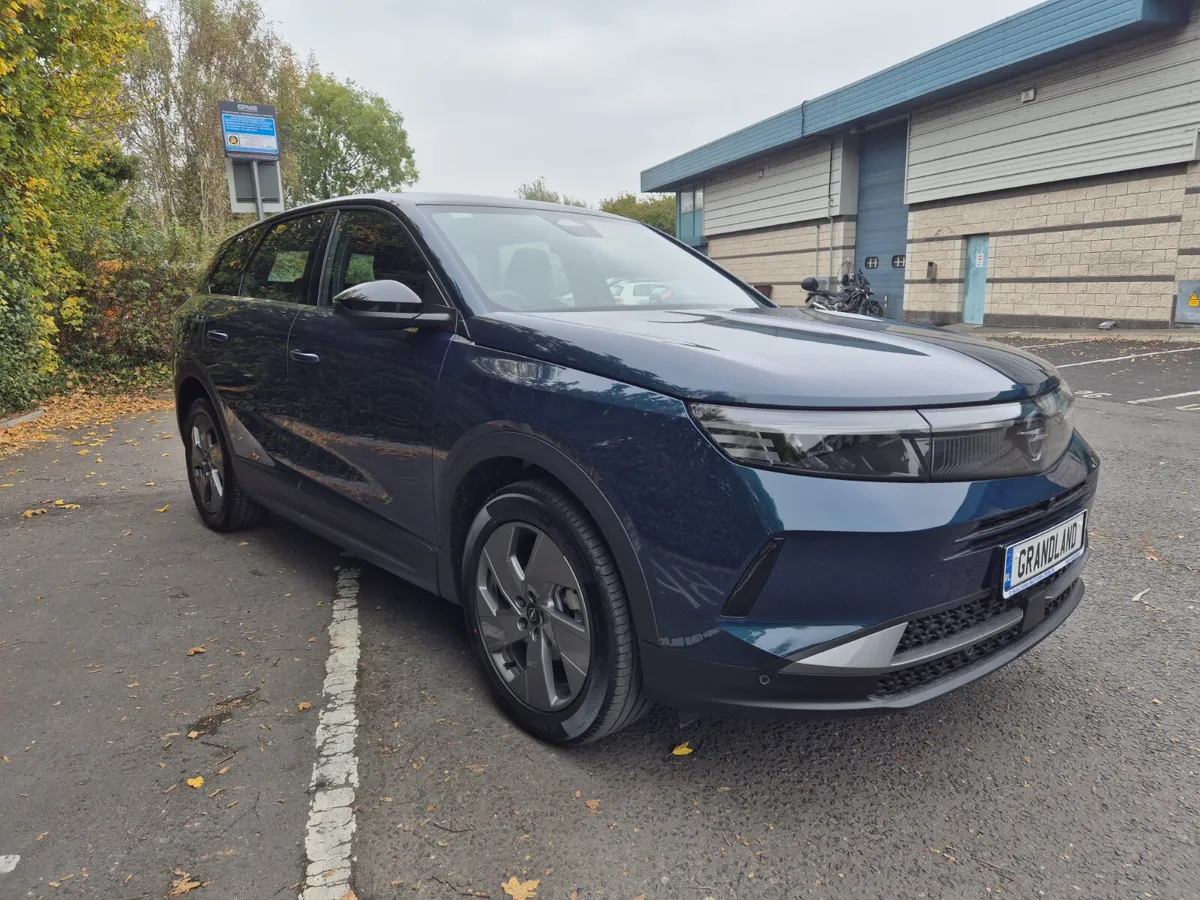OPEL GRANDLAND EV / 2025 / AUTO / 520KM EV RANGE - Image 4