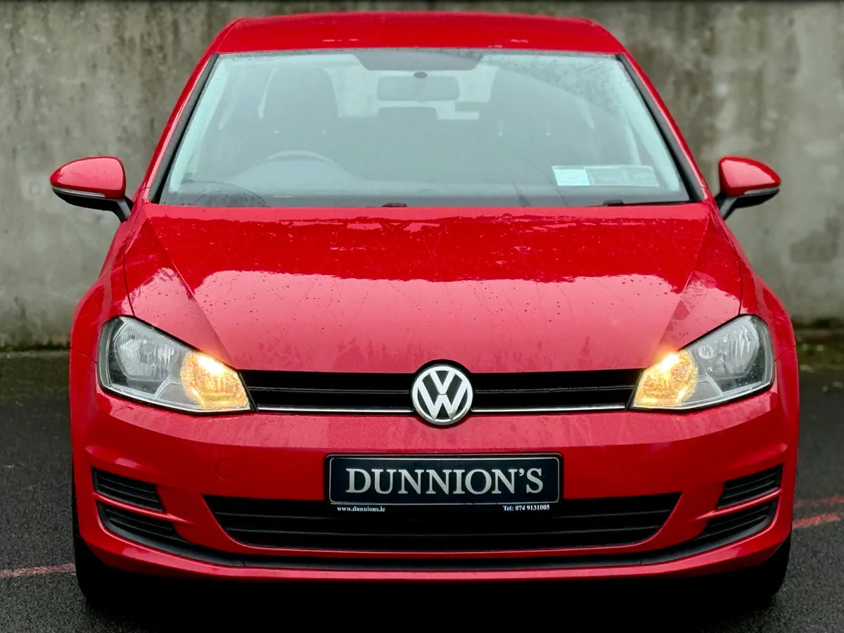 Volkswagen Golf, 2015, TRENDLINE 1.6 TDI MANUAL - Image 2