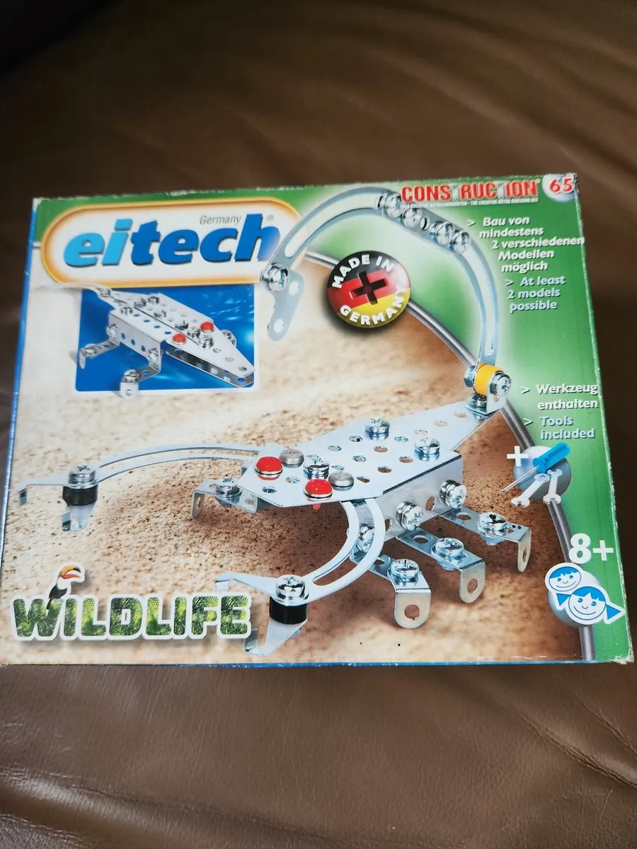 *New* kids construction building set