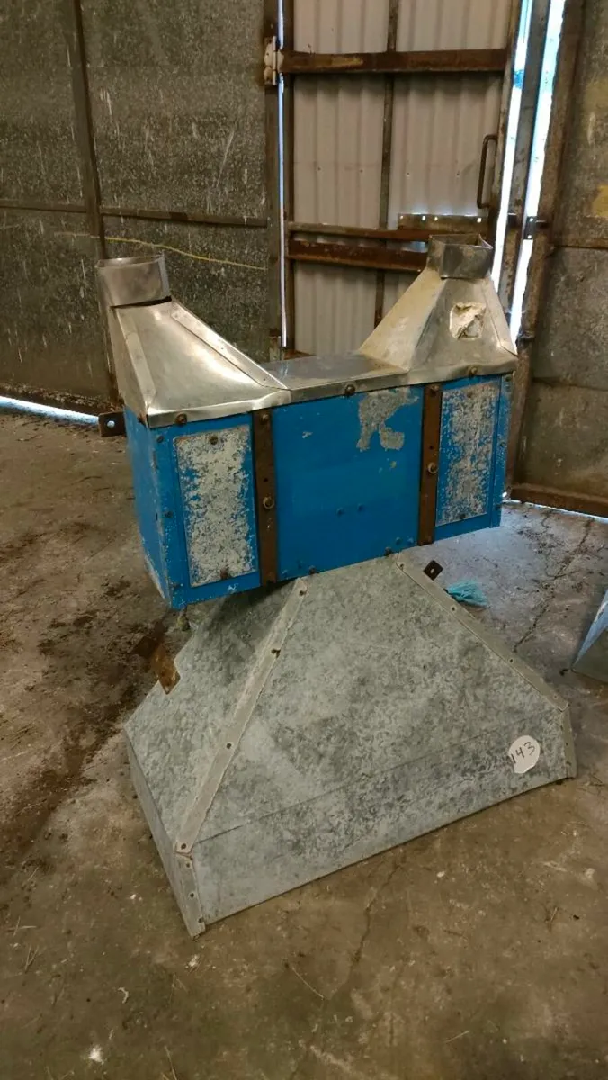 Cashman pull feeders - Image 2