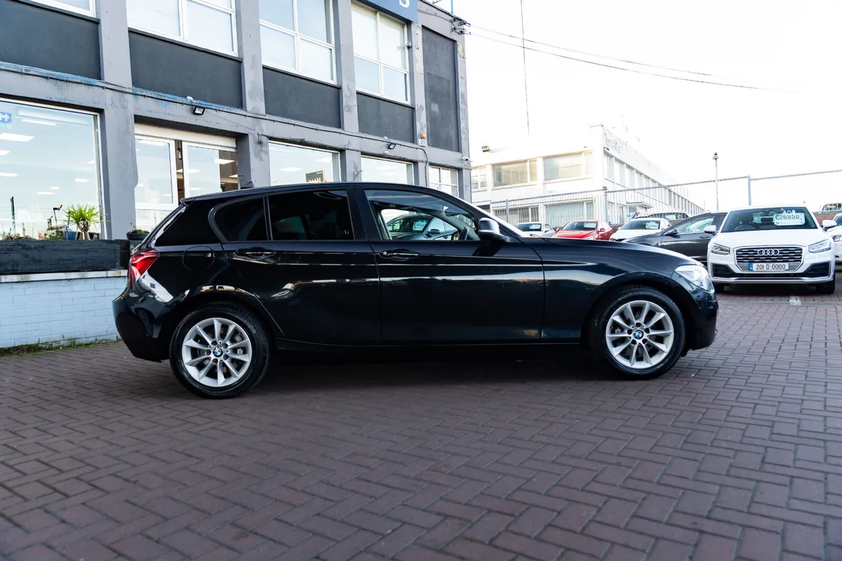 BMW 1-Series 2014 - Image 2