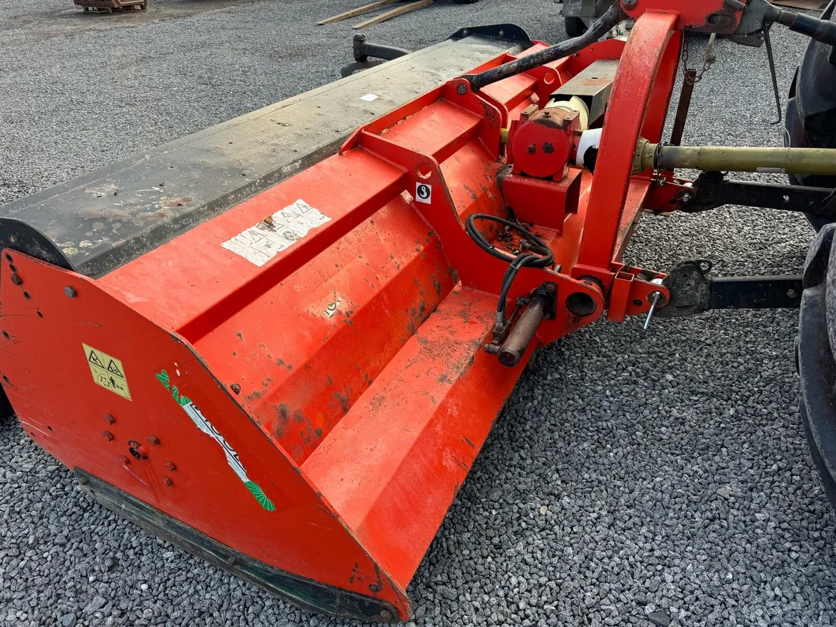 Vigolo flail topper - Image 1