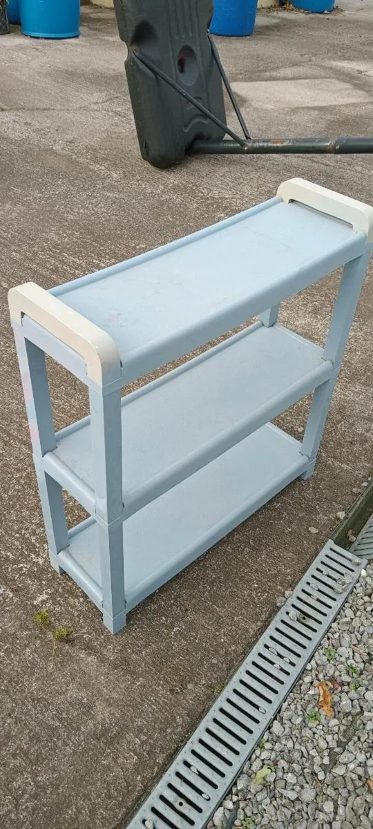 Shelf unit