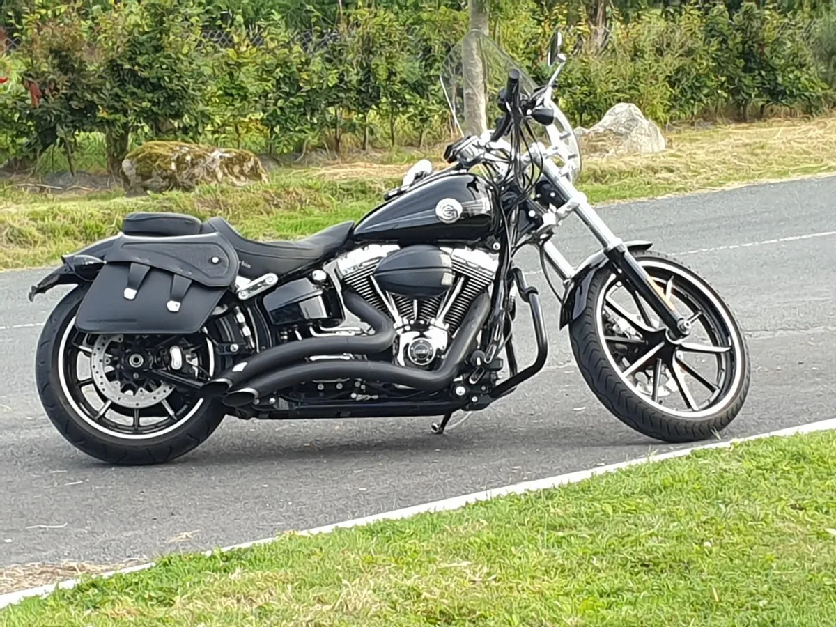 HARLEY DAVIDSON FXSB Breakout - Image 1