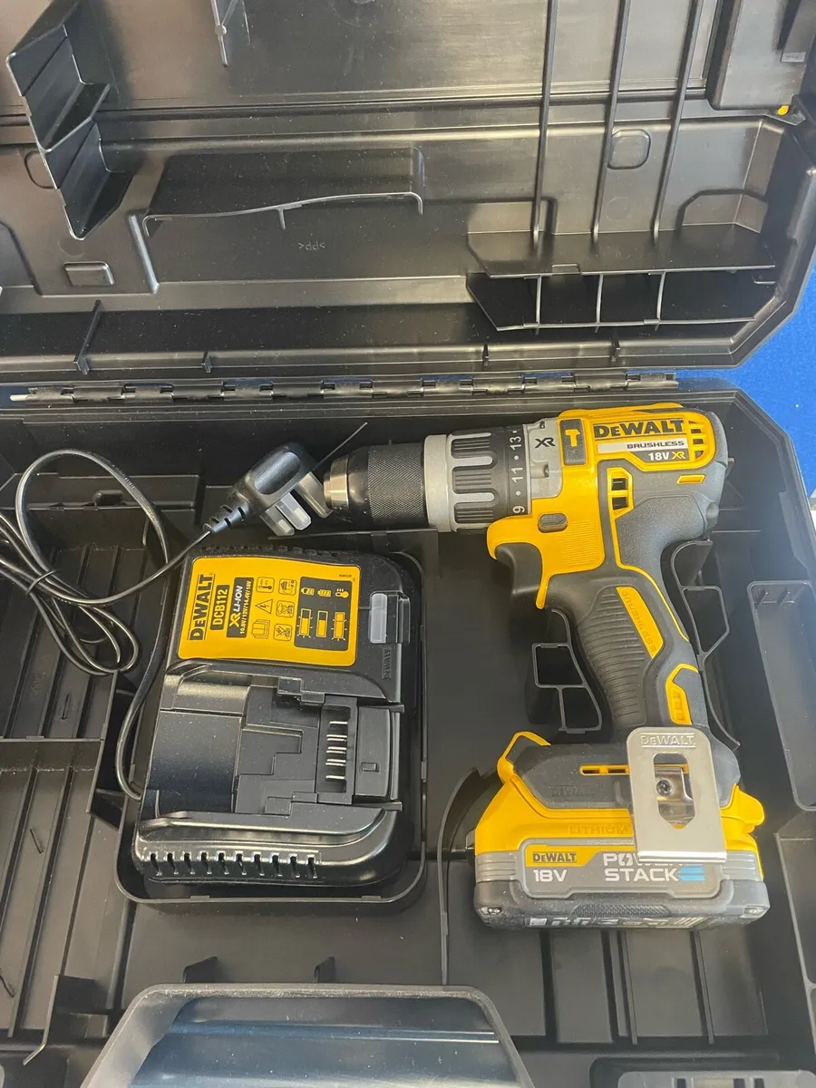 Dewalt dcd796 / Powerstack kit new