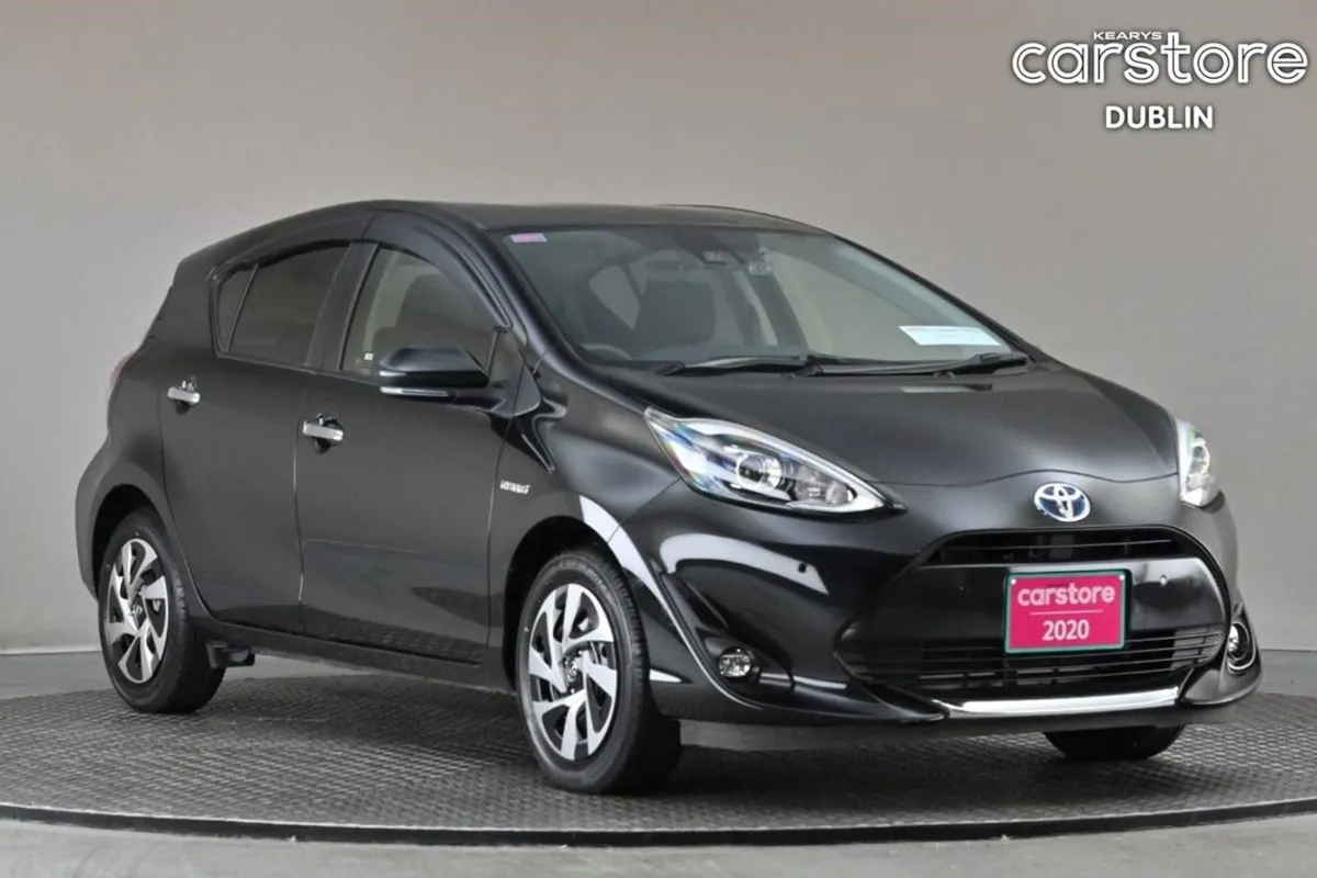 Toyota Aqua 1.5 Vvt-i Hybrid  android Car Player - Image 1