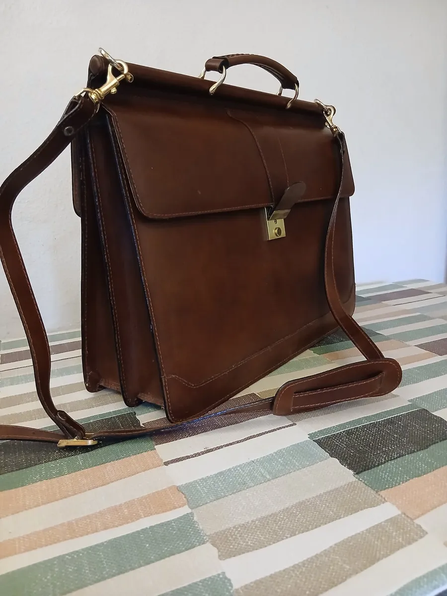 Beautiful Vintage Leather Hand Made Briefcase - Image 1