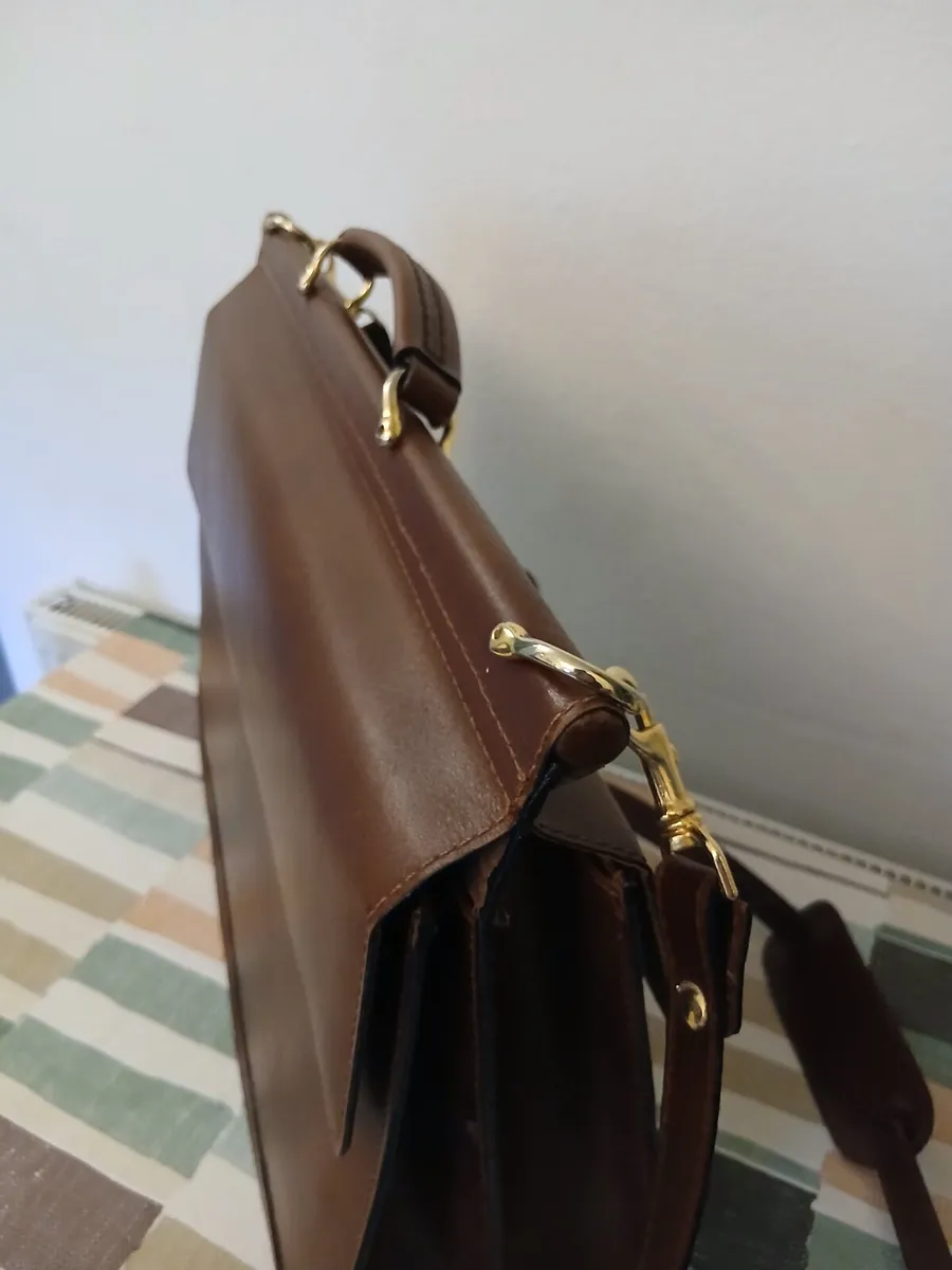 Beautiful Vintage Leather Hand Made Briefcase - Image 2