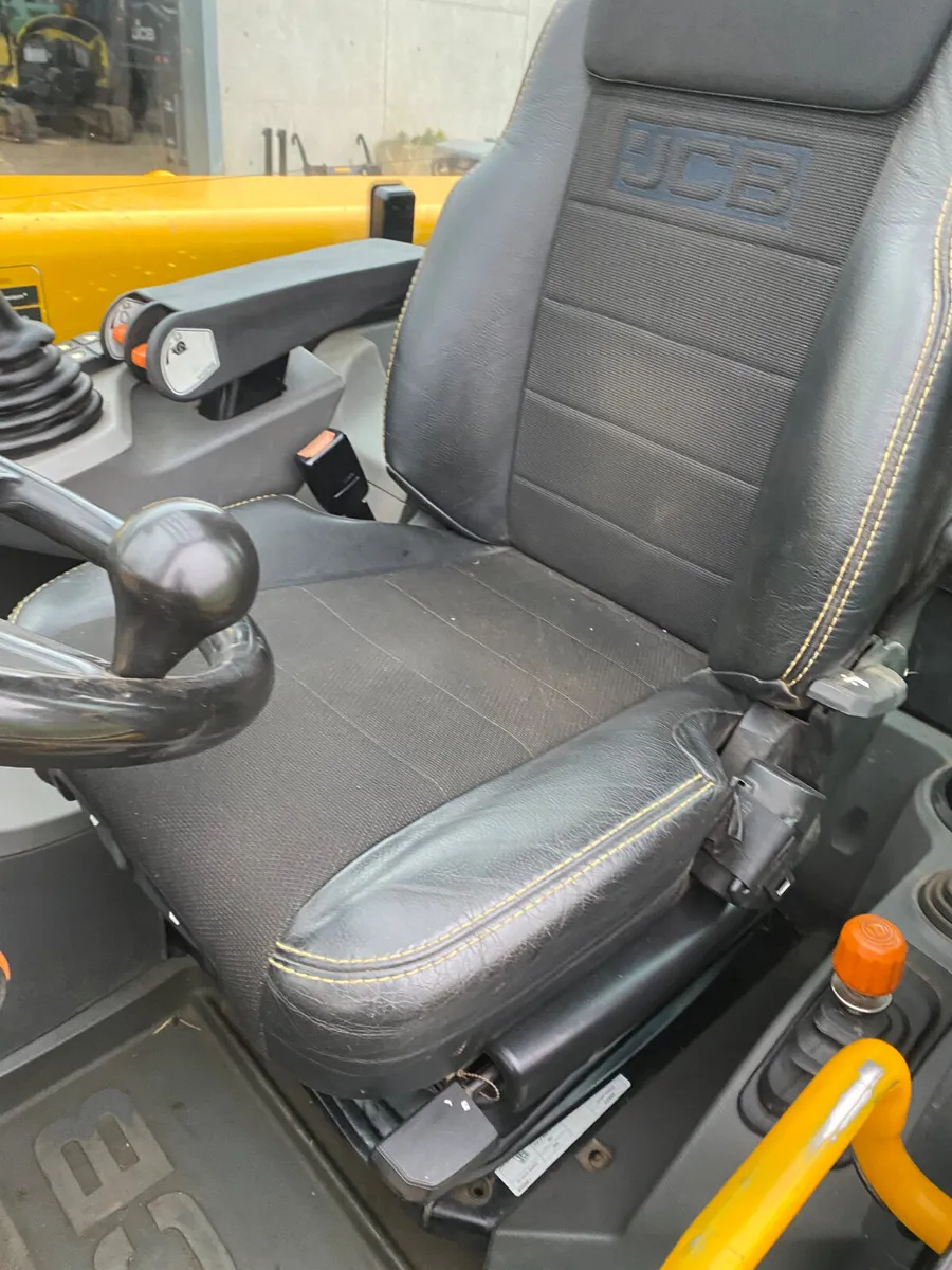 2022 JCB 538-60 AGRI XTRA - Image 4