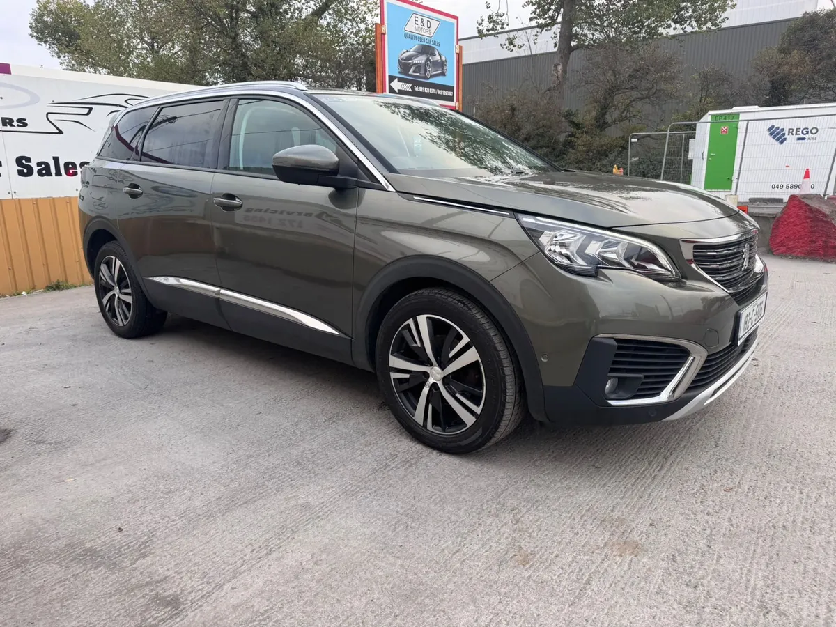 182 Peugeot 5008 1.2 130BHP Allure 7 Seater - Image 3